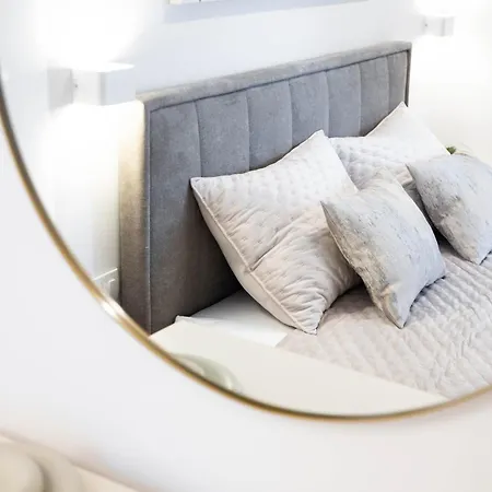 Eternity Apartment *