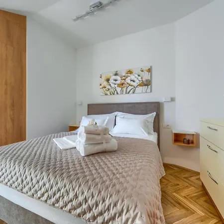 Eternity Apartment *